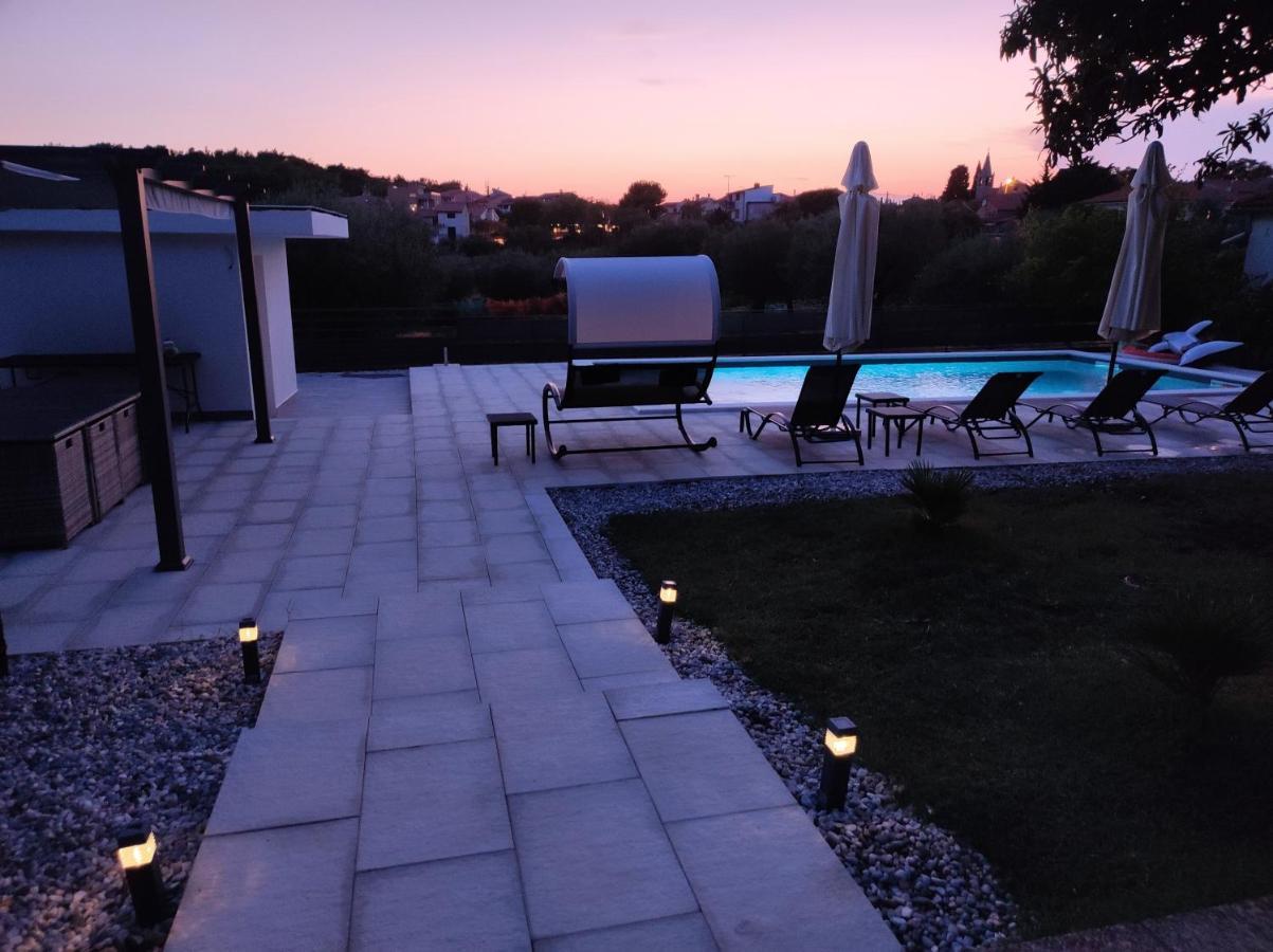 Apartments Tina Stinjan Пула Екстер'єр фото